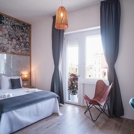 New Elegance Suites Guesthouse Oristano Luaran gambar