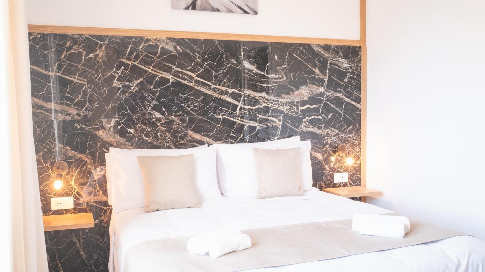 New Elegance Suites Guesthouse Oristano Luaran gambar
