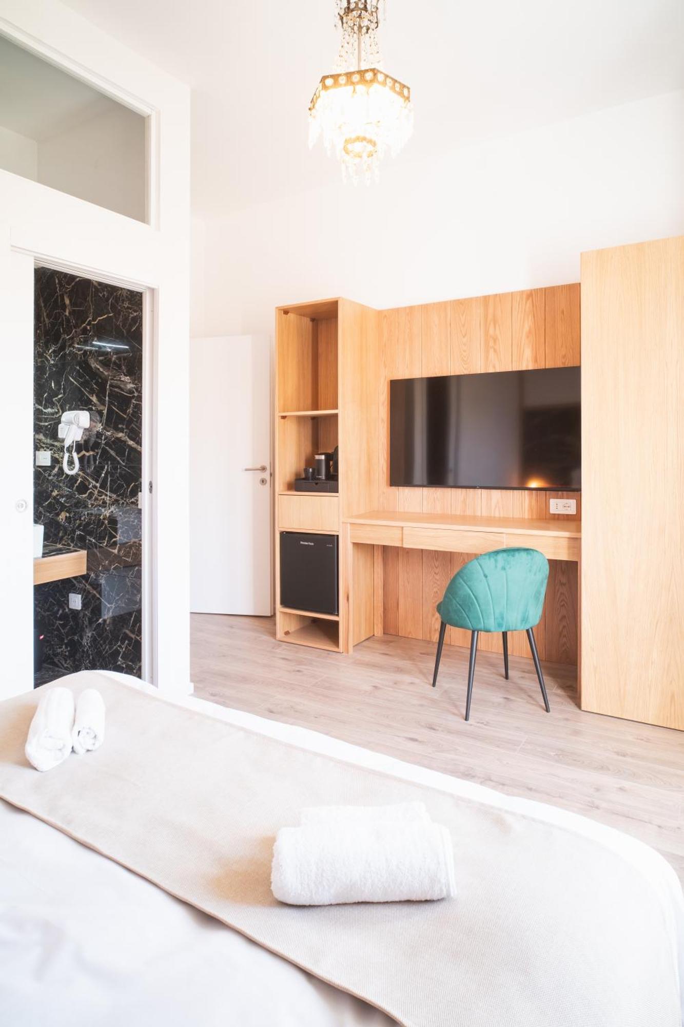 New Elegance Suites Guesthouse Oristano Luaran gambar