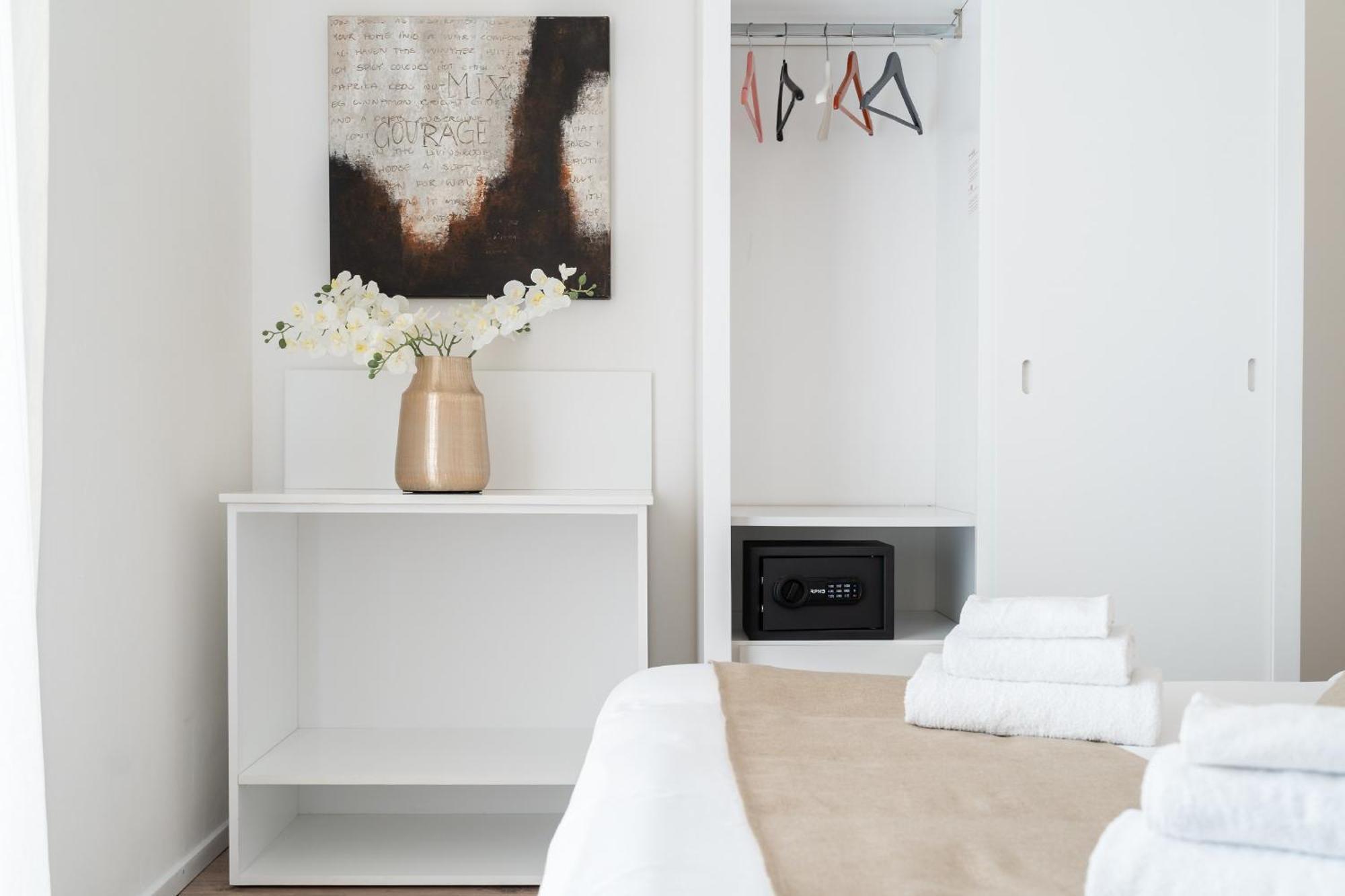 New Elegance Suites Guesthouse Oristano Luaran gambar