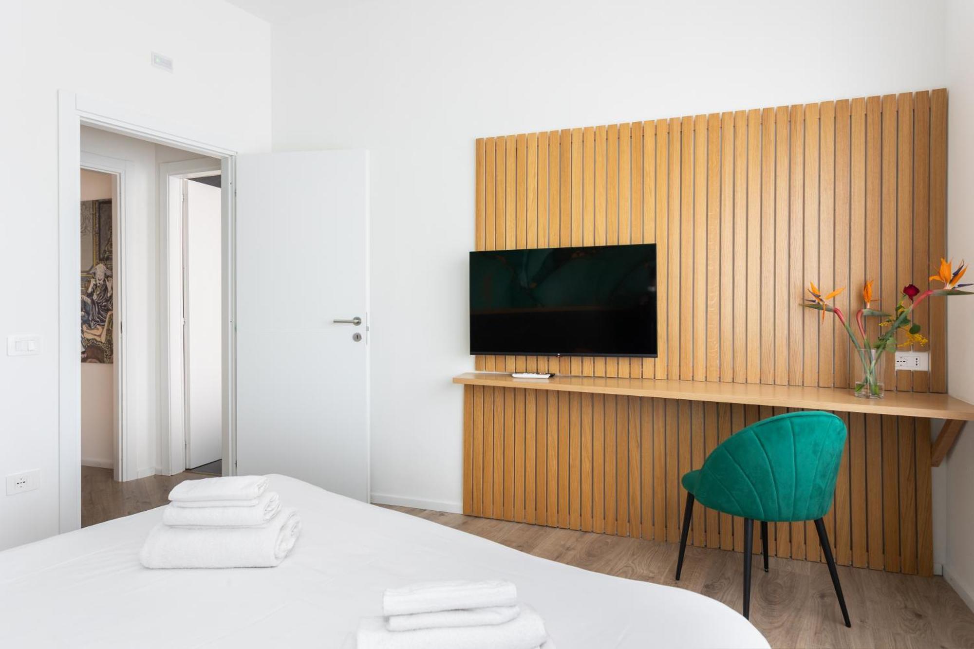 New Elegance Suites Guesthouse Oristano Luaran gambar